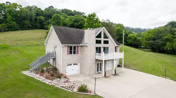 13 Windy Hollow Ln, Elmwood, TN 38560