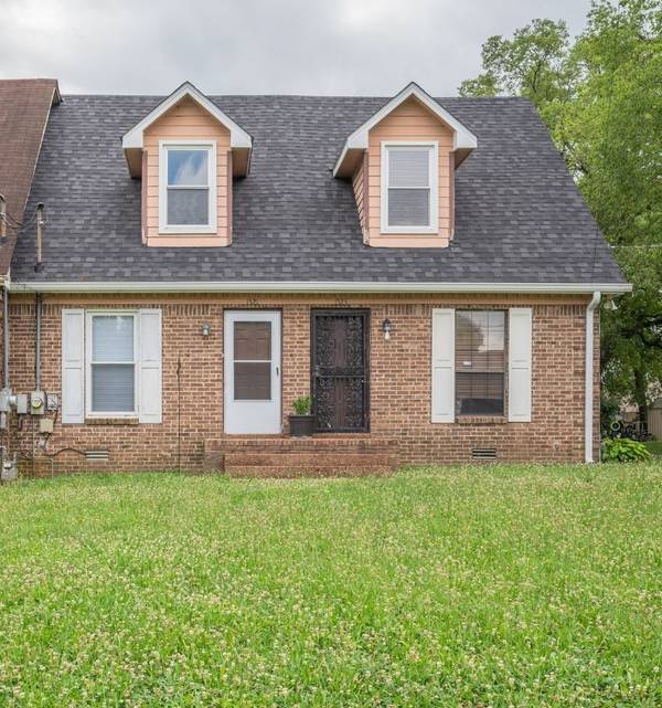 1521 Meadow Bend Dr,  Madison,  TN 37115