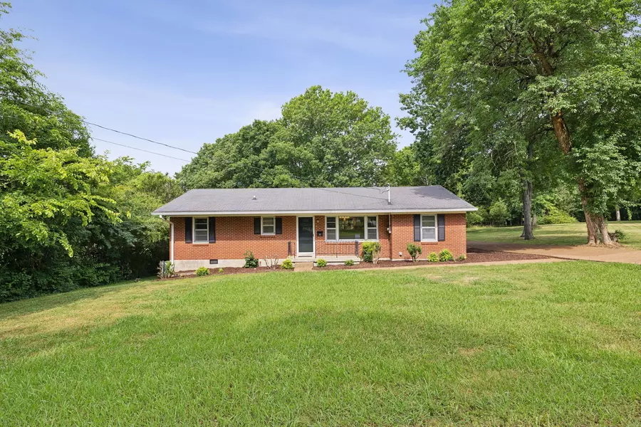 318 Armory Dr, Lewisburg, TN 37091