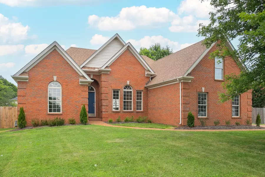 4617 Brown Leaf Dr, Old Hickory, TN 37138