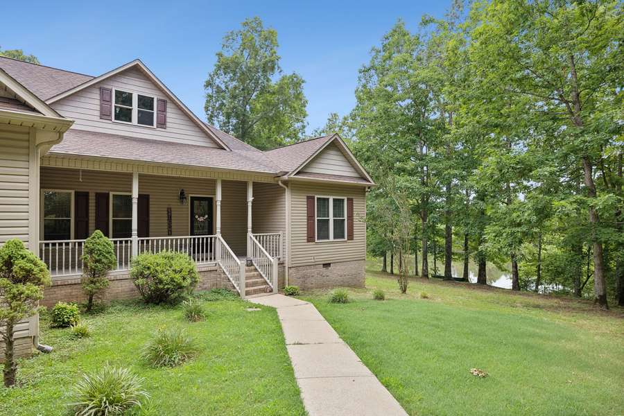 130 Swallow Tail Cir, Hohenwald, TN 38462