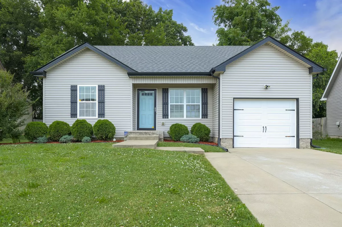 Clarksville, TN 37042,548 Falkland Cir