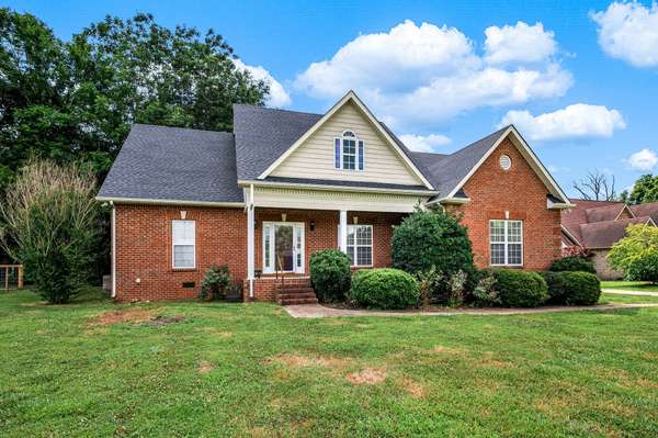 2212 Richard Garrett, Christiana, TN 37037