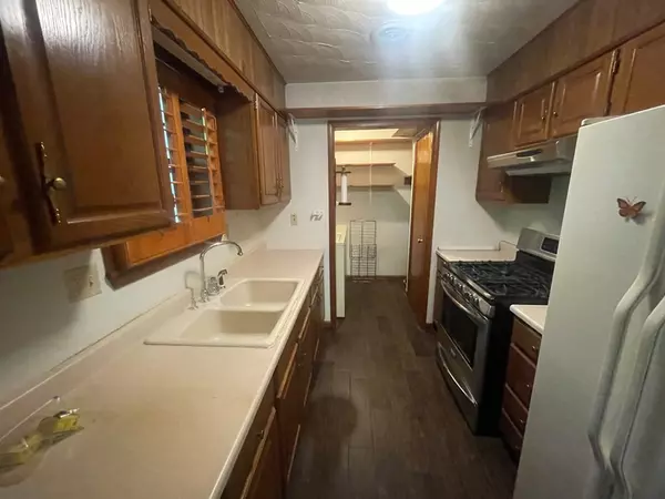 Big Sandy, TN 38221,283 Fishermans Rd