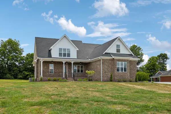 4053 Pleasant Gate Ln, Columbia, TN 38401