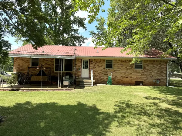 Lawrenceburg, TN 38464,305 Stella Ave