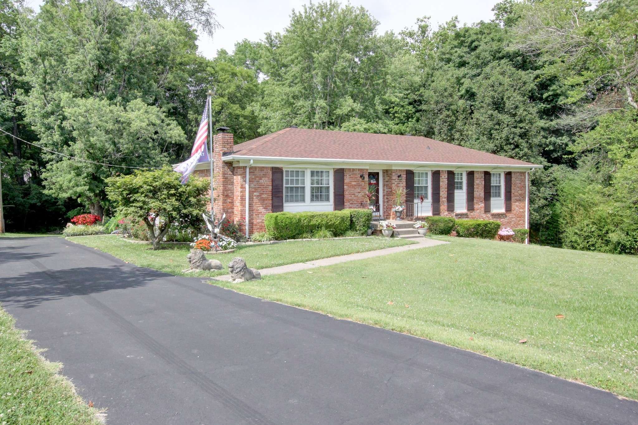 Clarksville, TN 37043,323 Lockert Pl
