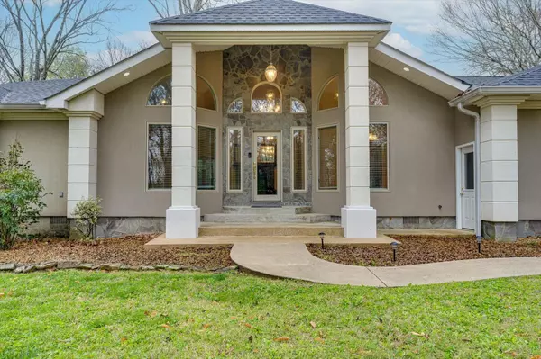 Dunlap, TN 37327,187 Blue Sewanee Road