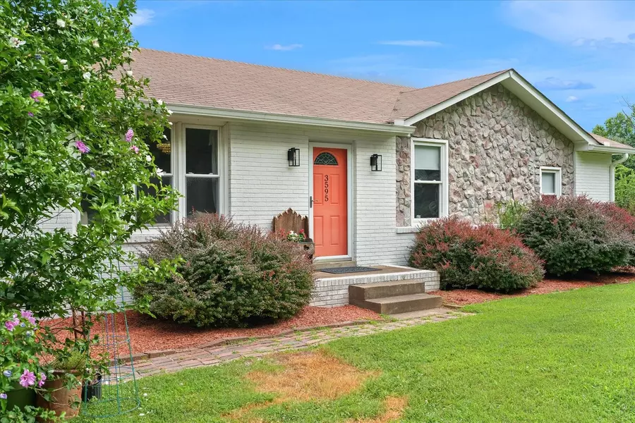 3595 Sweethome Rd, Ashland City, TN 37015