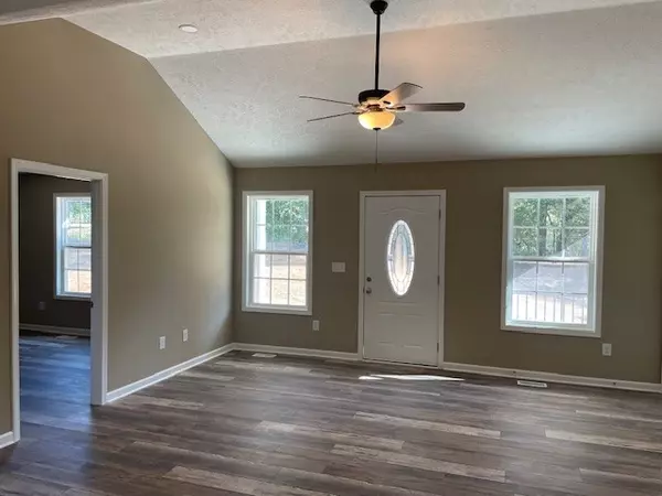 Lynchburg, TN 37352,1562 Tanyard Hill Rd