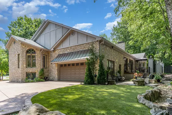 Nashville, TN 37215,18 Thorndale Ct