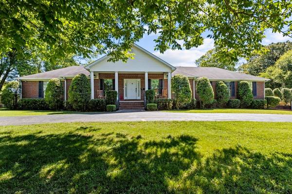 180 Highland Heights Ave, Camden, TN 38320