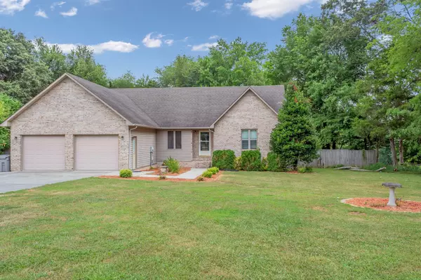 Estill Springs, TN 37330,101 Rebecca Ln #E