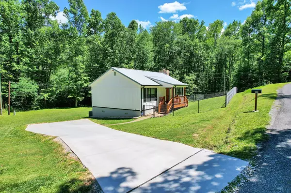 Tellico Plains, TN 37385,103 Dockery Road