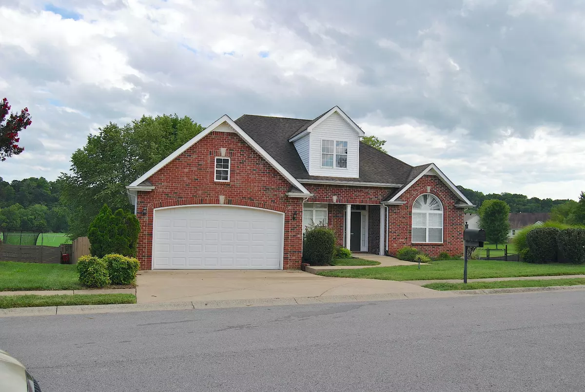 Clarksville, TN 37043,873 E Accipiter Cir