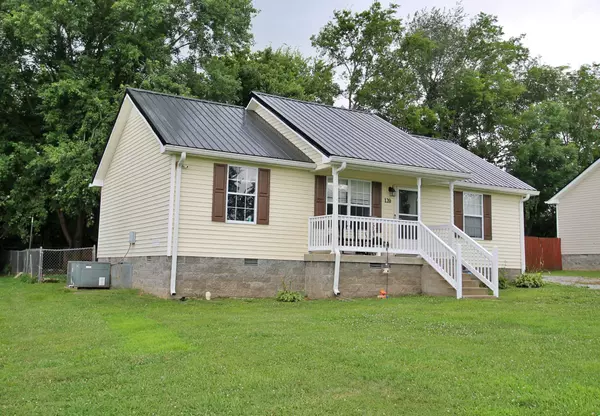 120 Greystone Dr,  Springfield,  TN 37172