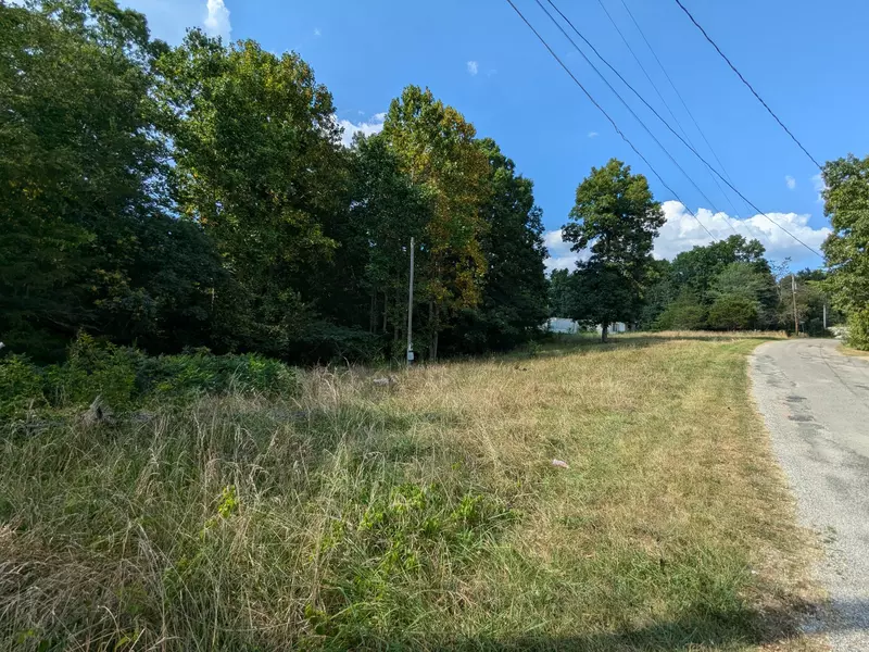 3663 Indian Hill Rd, Nunnelly, TN 37137