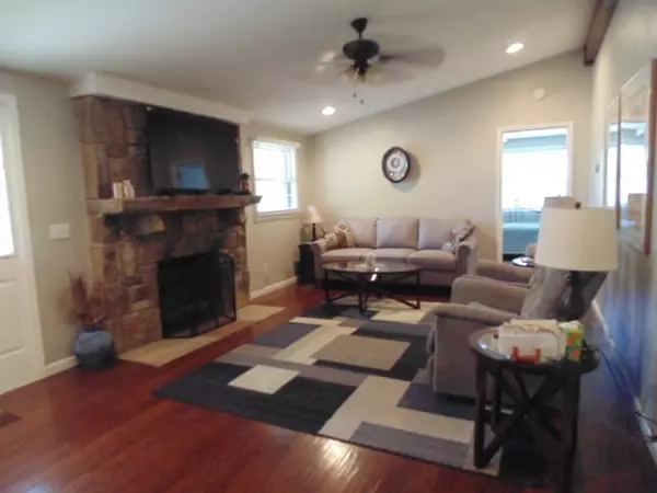 Monteagle, TN 37356,110 Overton Ave