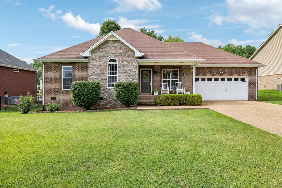103 Hummingbird Hill Ct, Westmoreland, TN 37186