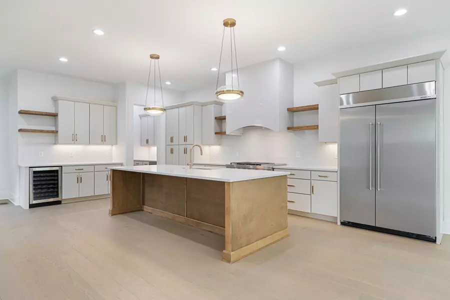 3708 Auburn Ln, Nashville, TN 37215