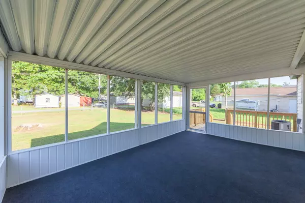 Jackson, TN 38301,228 N Kentucky St