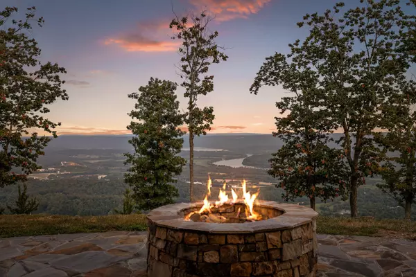 Jasper, TN 37347,295 Sunrise Circle