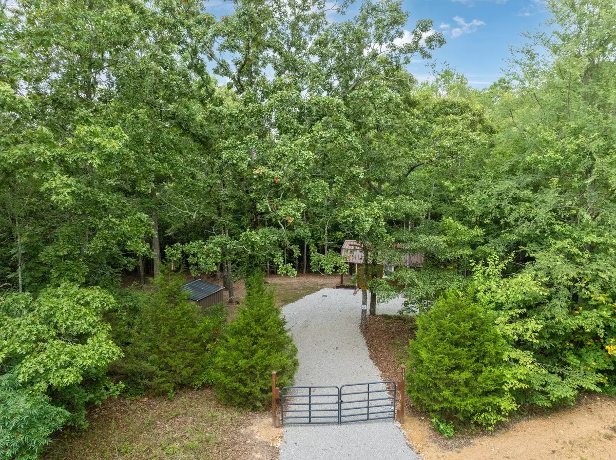 Summertown, TN 38483,123 Warriors Path Ridge Rd