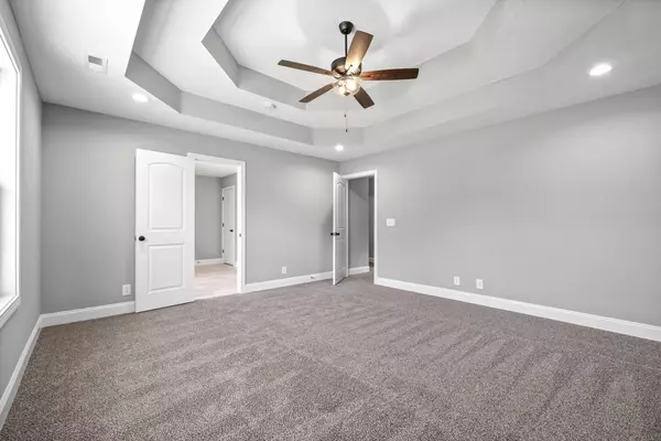 Clarksville, TN 37040,2824 Lark Dr