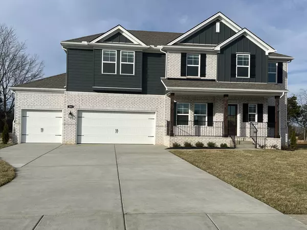 201 Sugar Berry Court East, Lebanon, TN 37087