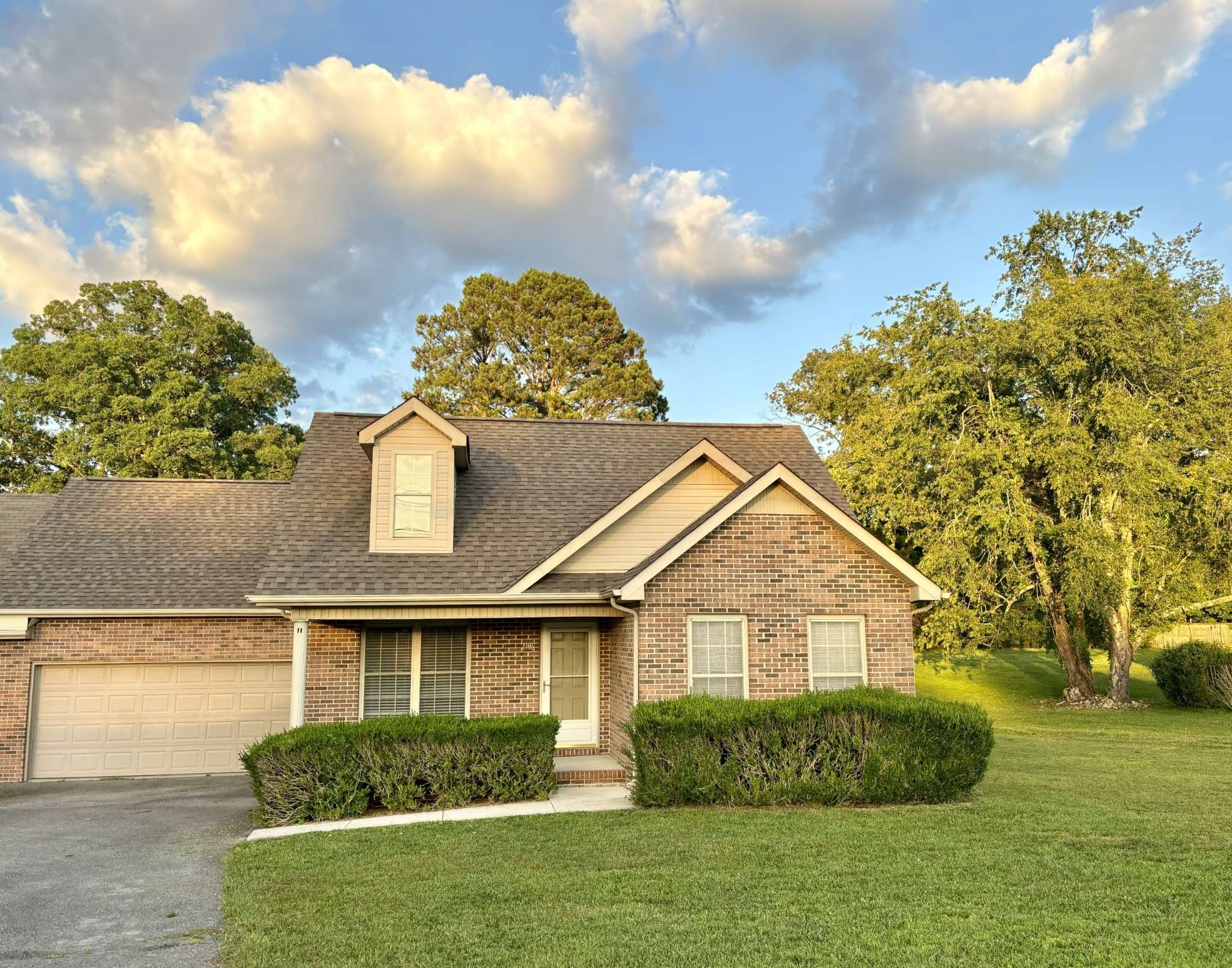 2136 Ovoca Rd, Tullahoma, TN 37388