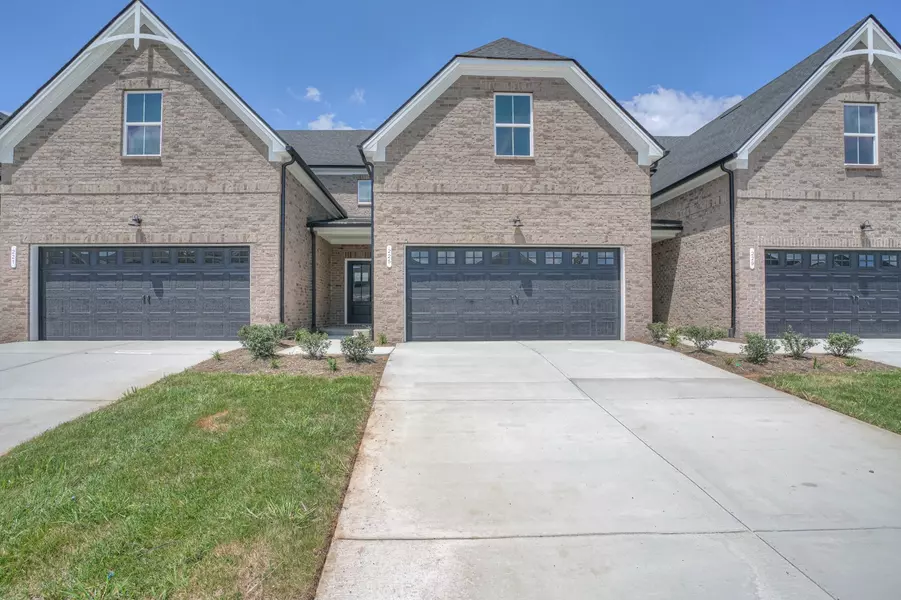 225 Ivor Dr, Smyrna, TN 37167