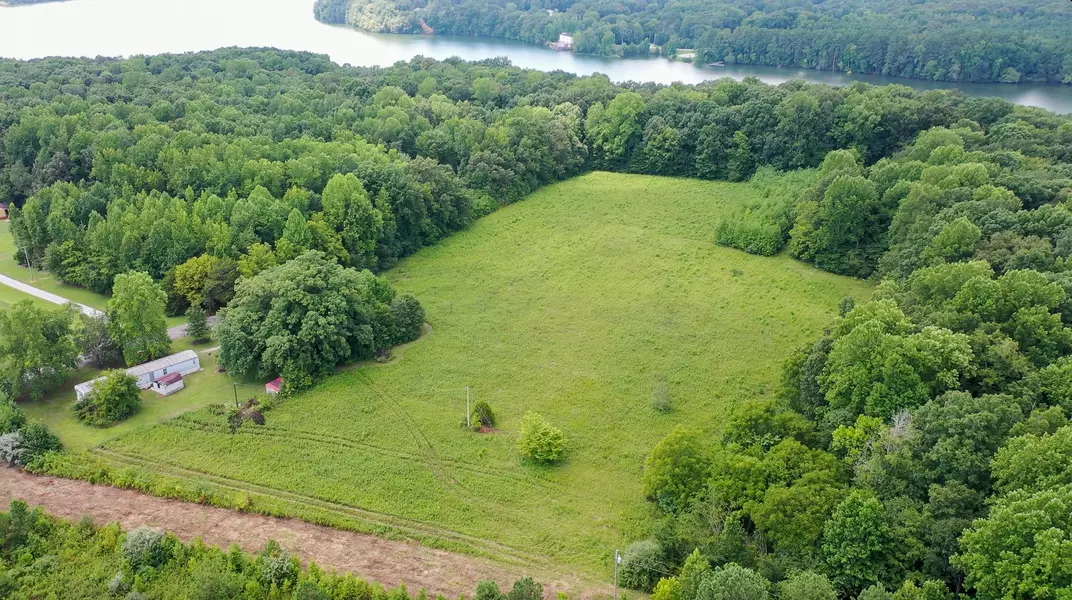 684 Bland Rd, Estill Springs, TN 37330