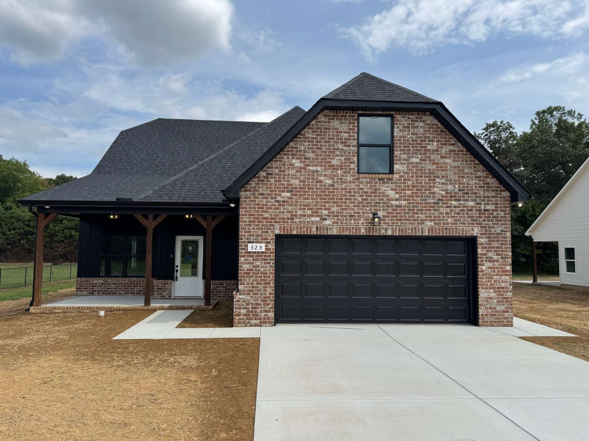 325 Villa St, Smithville, TN 37166
