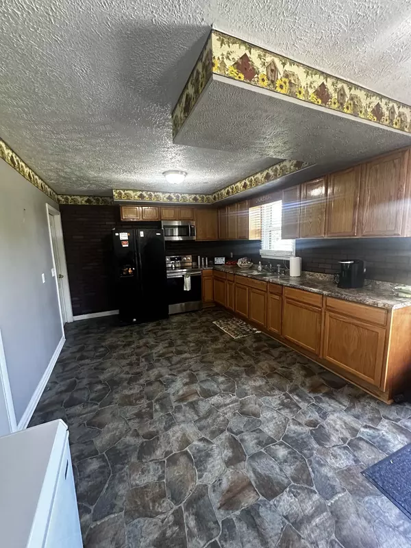 Joelton, TN 37080,5876 Hwy 41A