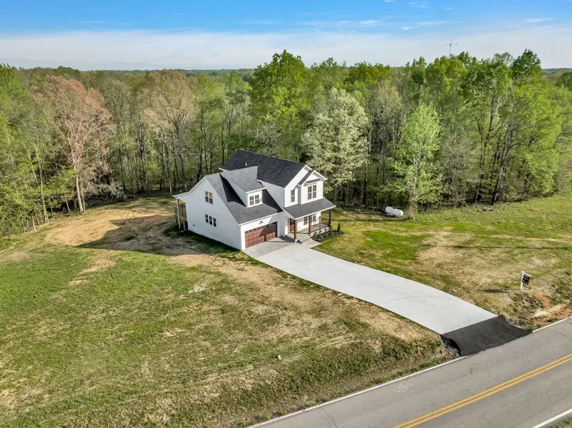 4683 Old Highway 48, Cunningham, TN 37052