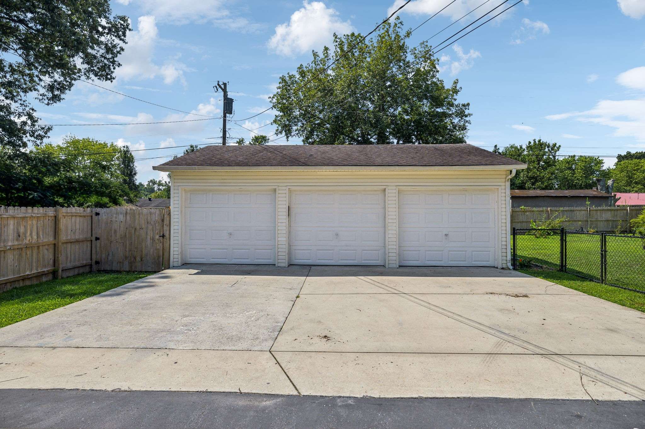 Tullahoma, TN 37388,406 Sherwood Dr