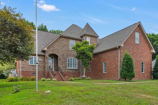 102 Jacobs Way, Bon Aqua, TN 37025