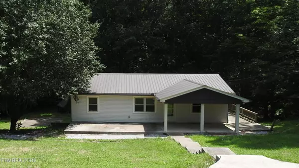 136 Misty Ln, Jamestown, TN 38556