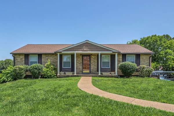 676 Harding Pl, Nashville, TN 37211