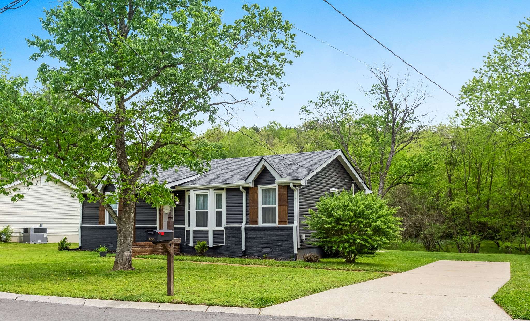 4209 Winterbrook Rd, Nashville, TN 37207