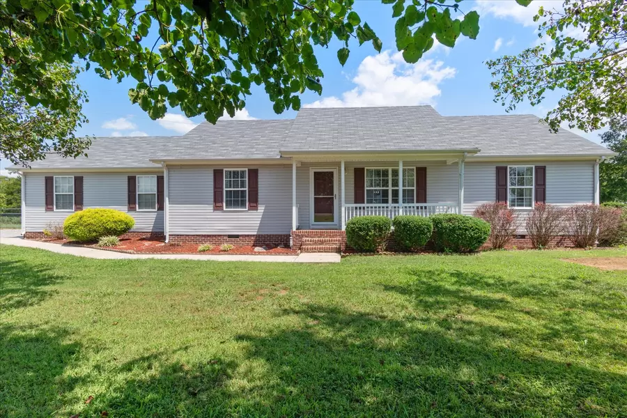 124 Conquest Ct, Unionville, TN 37180