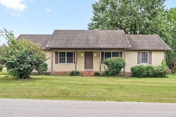 3603 Stone Valley Dr, Hopkinsville, KY 42240