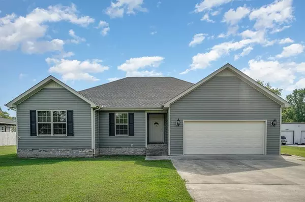 674 Pomroy Rd, Manchester, TN 37355