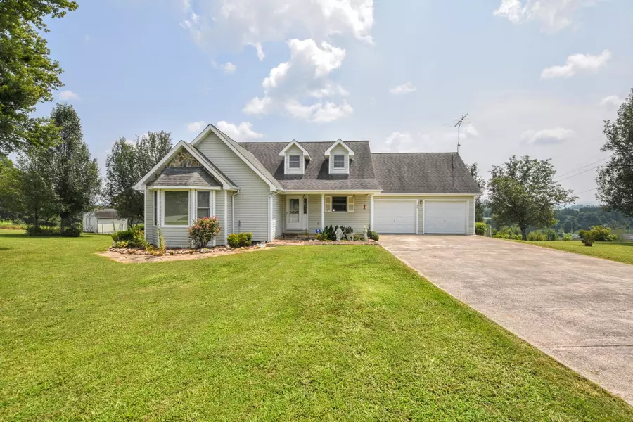 140 County Road 429, Englewood, TN 37329