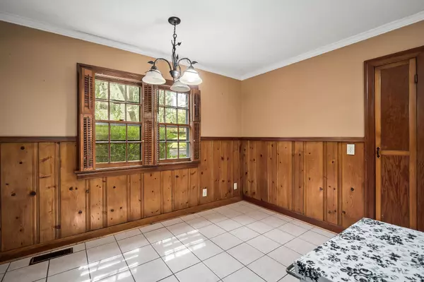 Sparta, TN 38583,110 Sims St