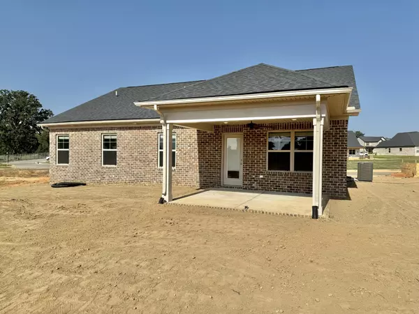 Ashland City, TN 37015,130 Streamflow Dr