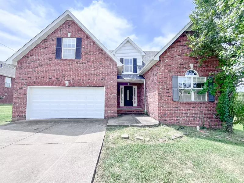 120 Kestrel Cir, La Vergne, TN 37086