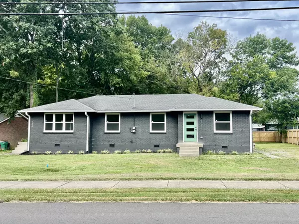 248 Harbor Dr, Hendersonville, TN 37075