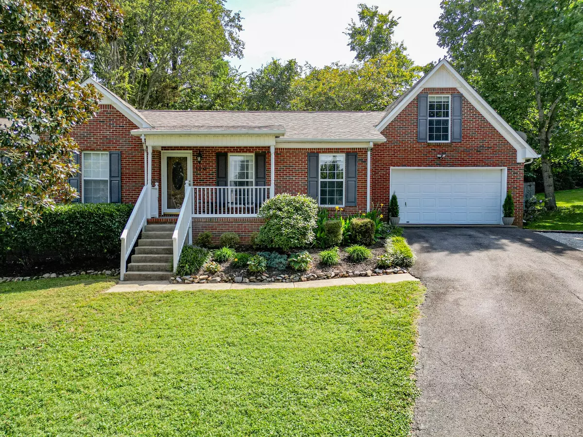 Columbia, TN 38401,104 Clearbrook Ct