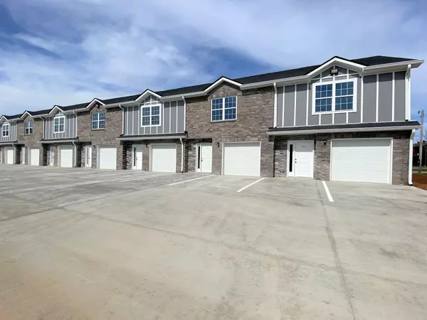 580 Heritage Pointe Dr #Unit 608, Clarksville, TN 37042